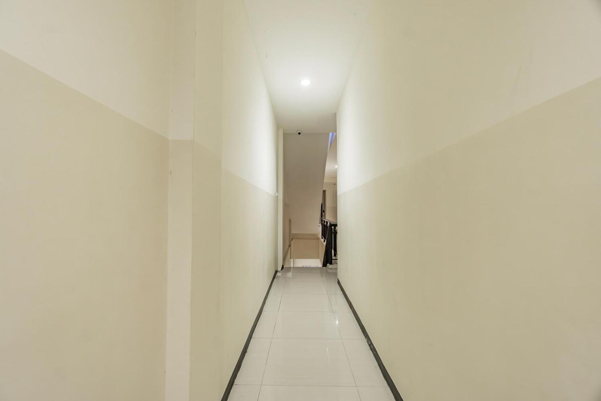 Ace Business Hotel Galaxy Sorabaya Extérieur photo