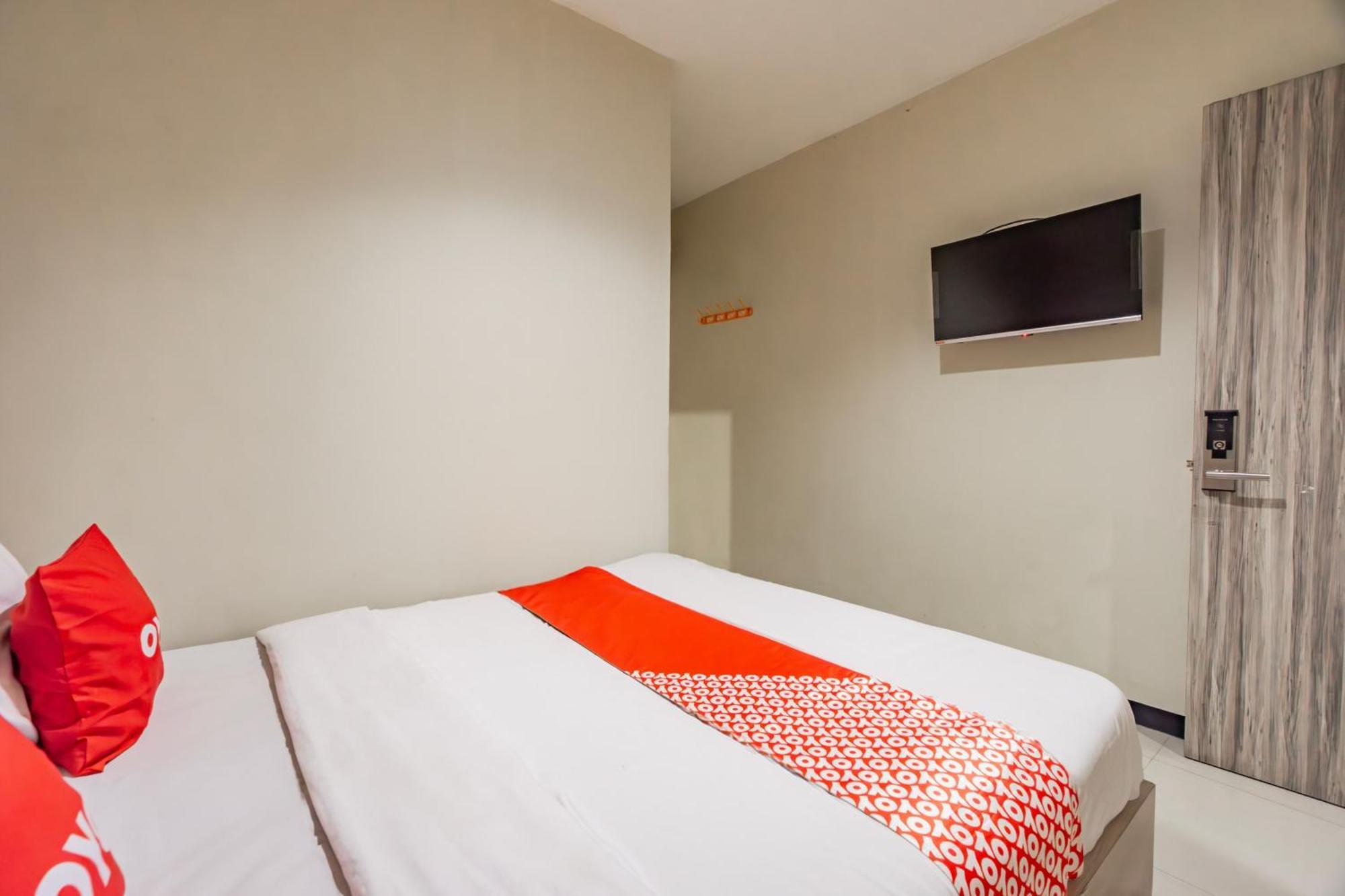 Ace Business Hotel Galaxy Sorabaya Extérieur photo