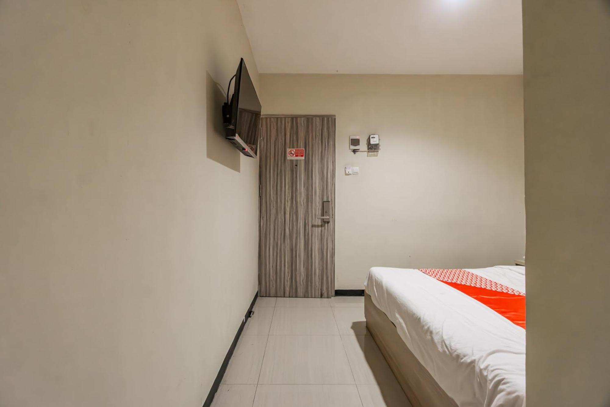 Ace Business Hotel Galaxy Sorabaya Extérieur photo